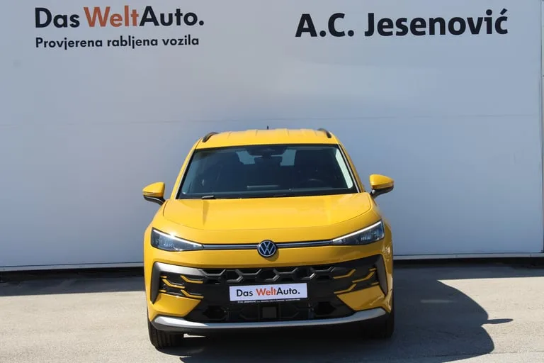 Volkswagen T-Roc 2026: fotografija 2