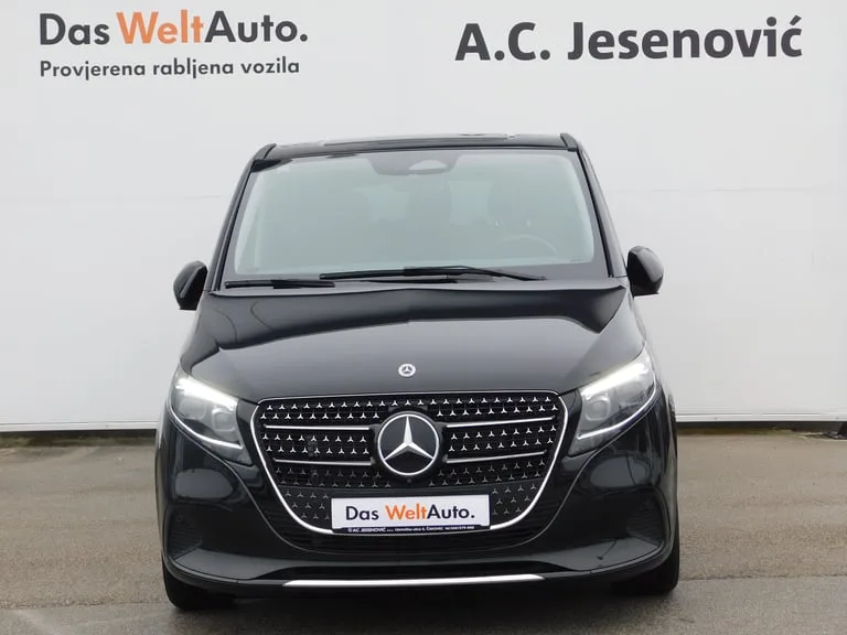 Mercedes-Benz V-Klasa 2024: fotografija 2