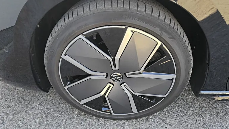 Volkswagen Passat B9 2026: fotografija 16