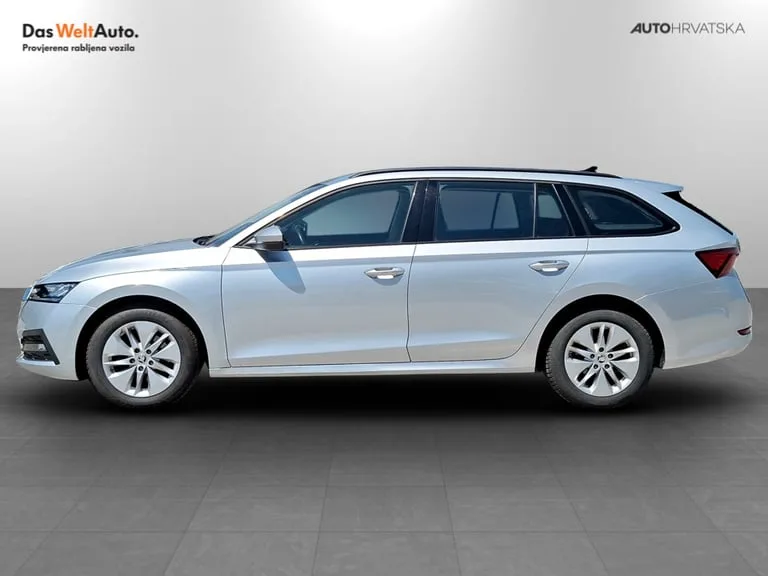 Škoda Octavia Combi 2021: fotografija 2