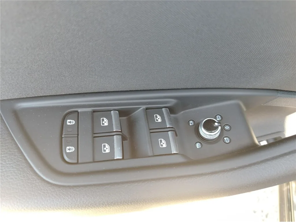 Audi A4 2023 – fotografija 20