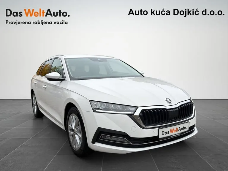 Škoda Octavia Combi 2024: fotografija 2