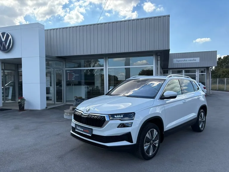 Škoda Karoq 2022: fotografija 1