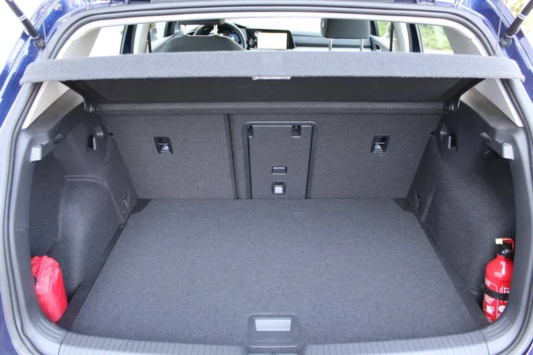 Volkswagen Golf VIII 2023: fotografija 16