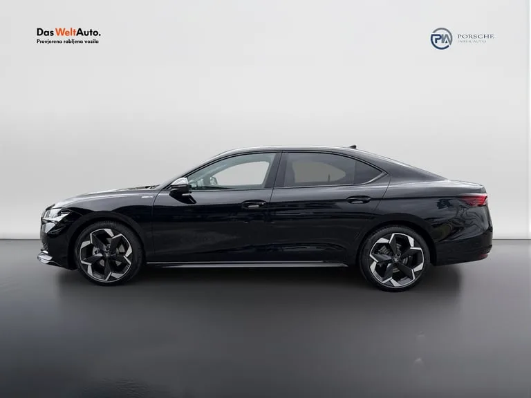Škoda Superb 2026: fotografija 2