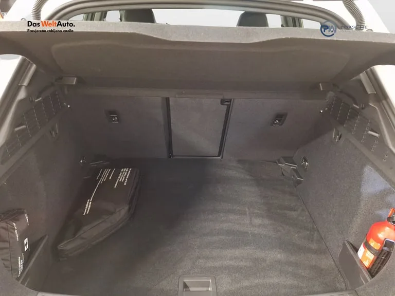 Audi A3 Sportback 2026: fotografija 21
