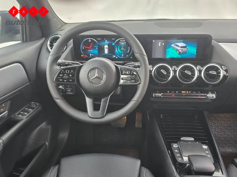 Mercedes-Benz GLA 2021: fotografija 9