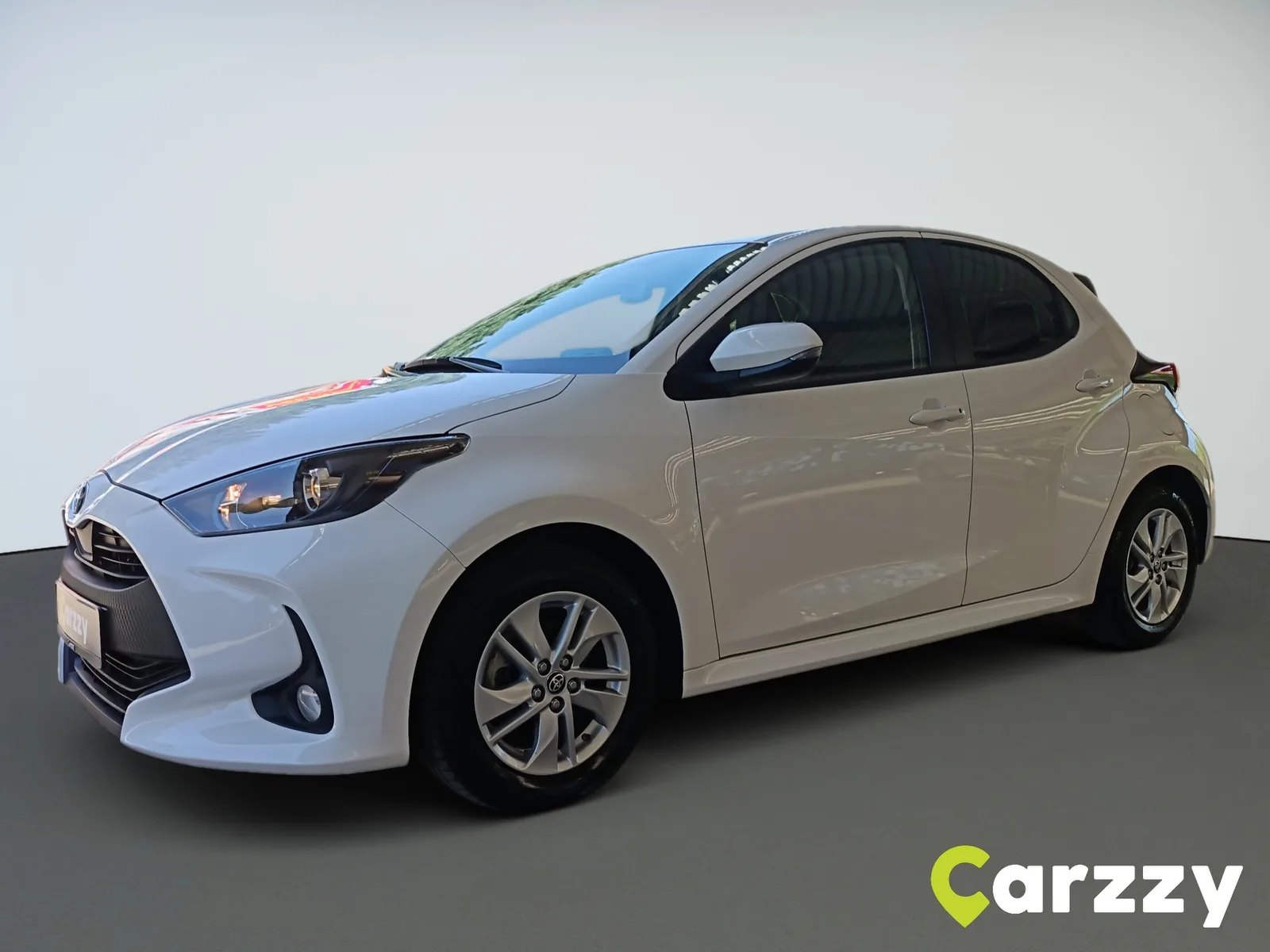 Toyota Yaris 2022 – fotografija 1