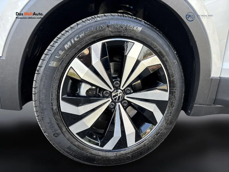 Volkswagen T-Cross 2026: fotografija 26