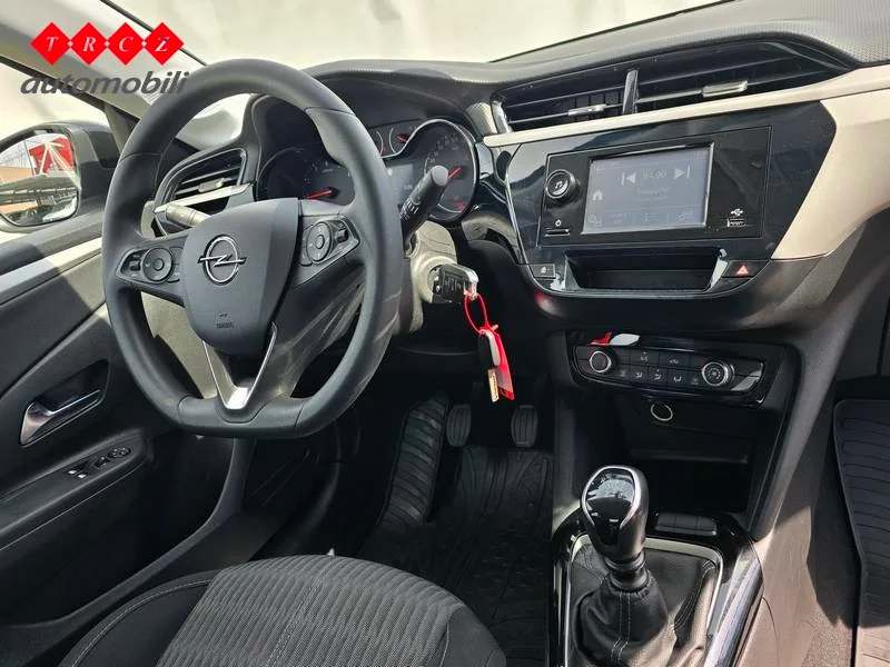 Opel Corsa 2021: fotografija 9