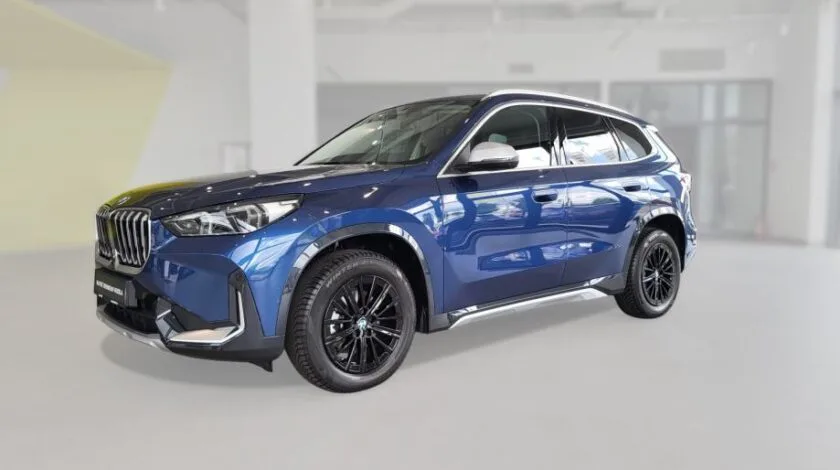 BMW X1 2023: fotografija 1