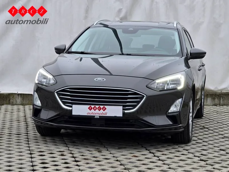 Ford Focus 2022: fotografija 2