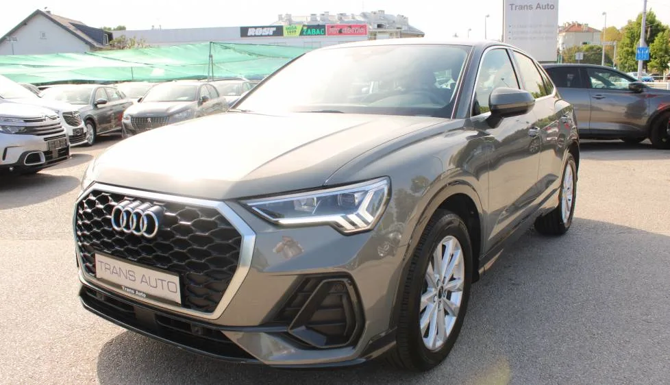 Audi Q3 2023 – fotografija 1