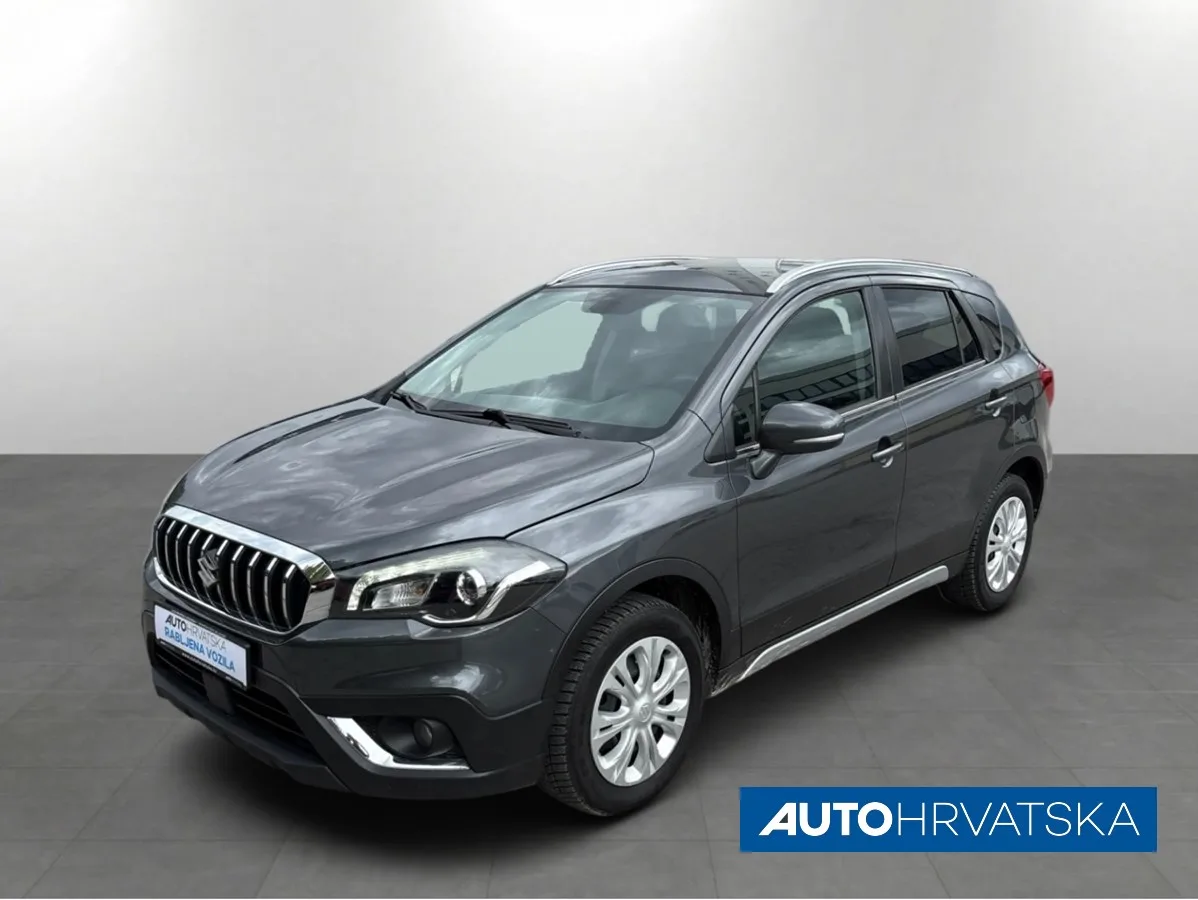 Suzuki Sx4 S-cross 2017 – fotografija 1