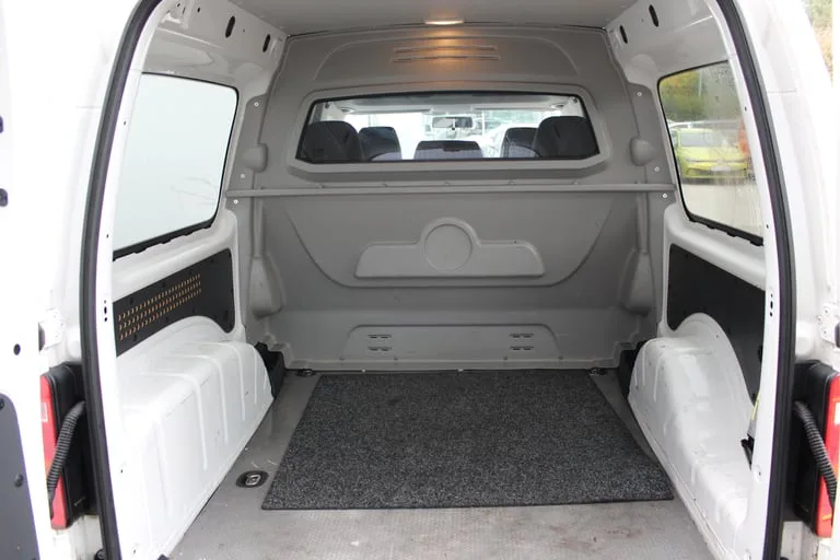 Volkswagen Caddy 2020: fotografija 12