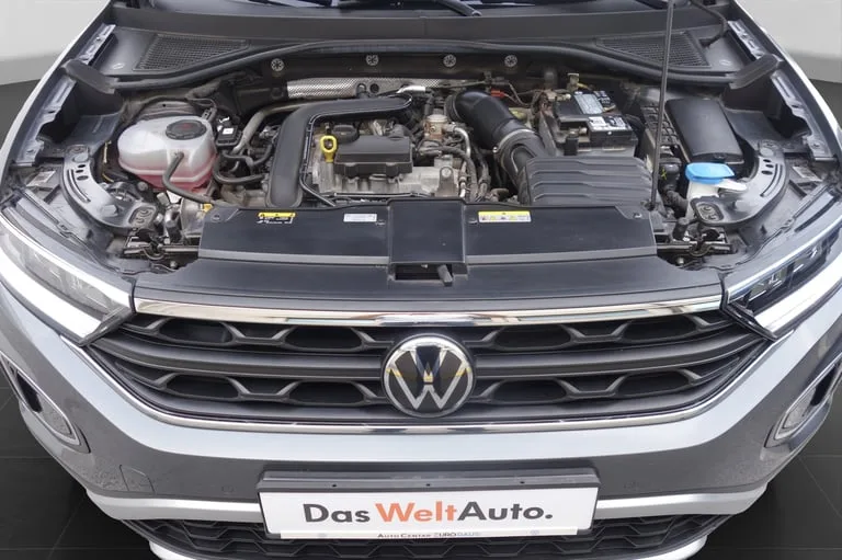Volkswagen T-Roc 2023: fotografija 18