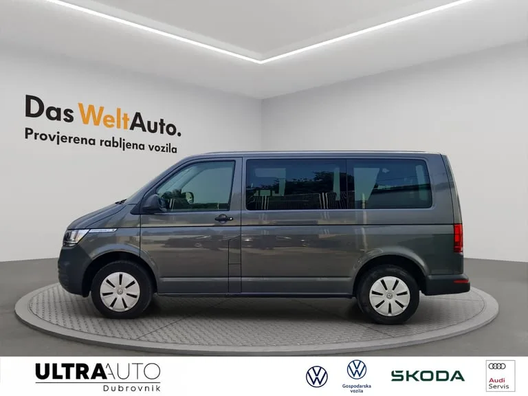 Volkswagen Caravelle 2024: fotografija 2