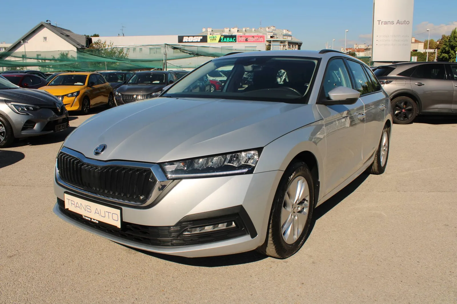 Škoda Octavia Combi 2023 – fotografija 1