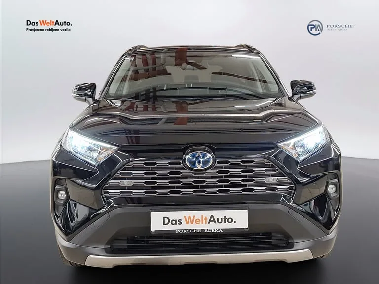 Toyota Rav4 2022: fotografija 2