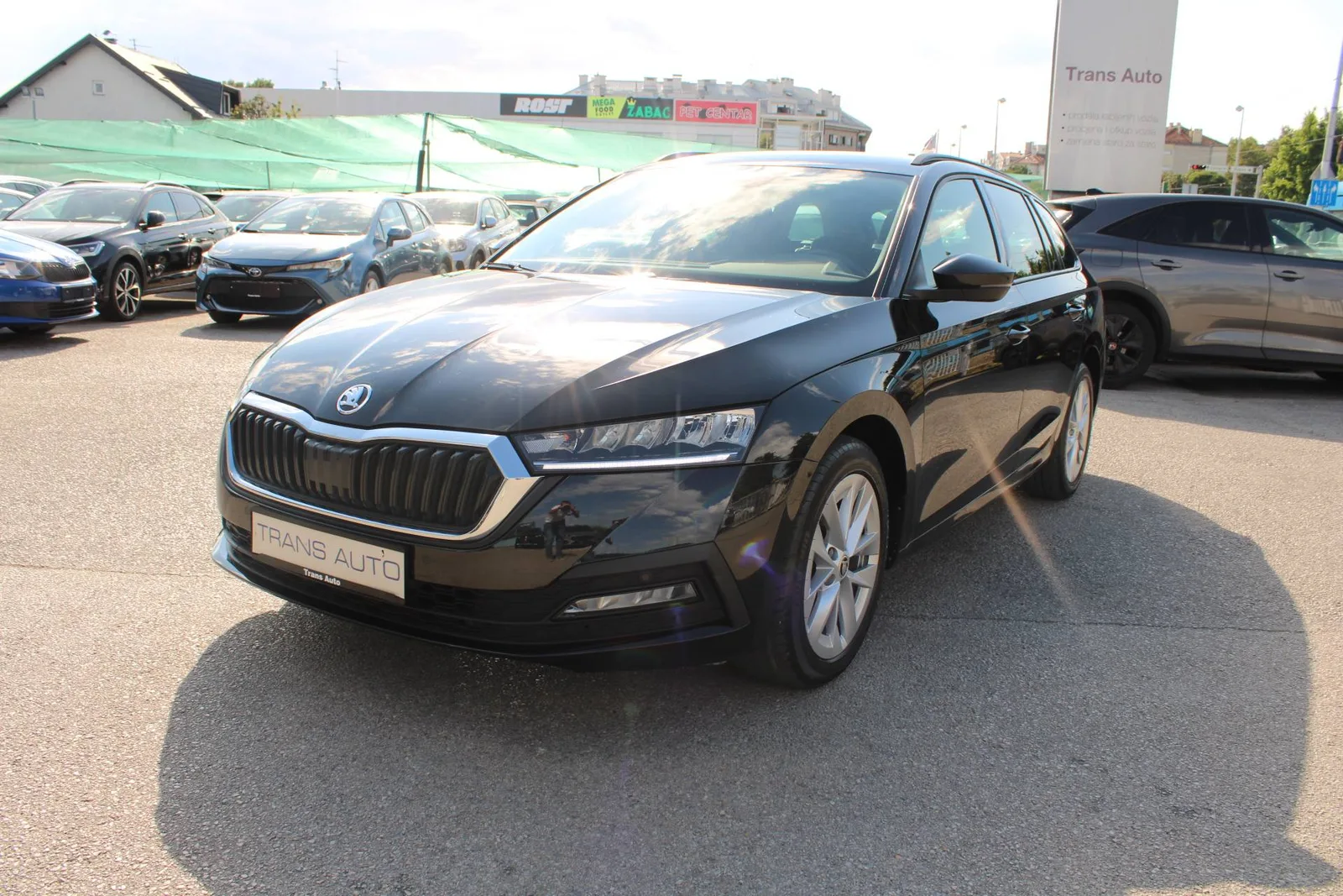 Škoda Octavia Combi 2023 – fotografija 1