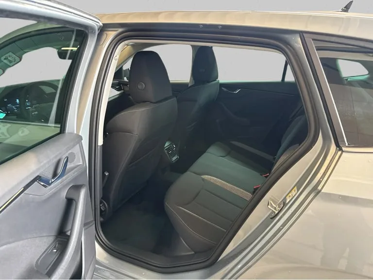 Škoda Scala 2026: fotografija 12
