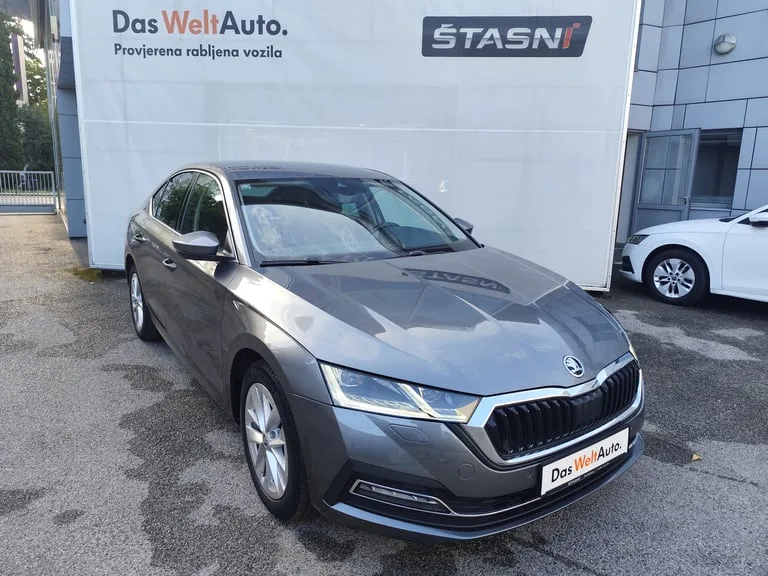 Škoda Octavia 2024: fotografija 2