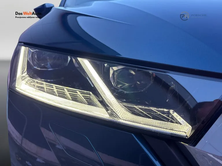 Škoda Octavia 2023: fotografija 22
