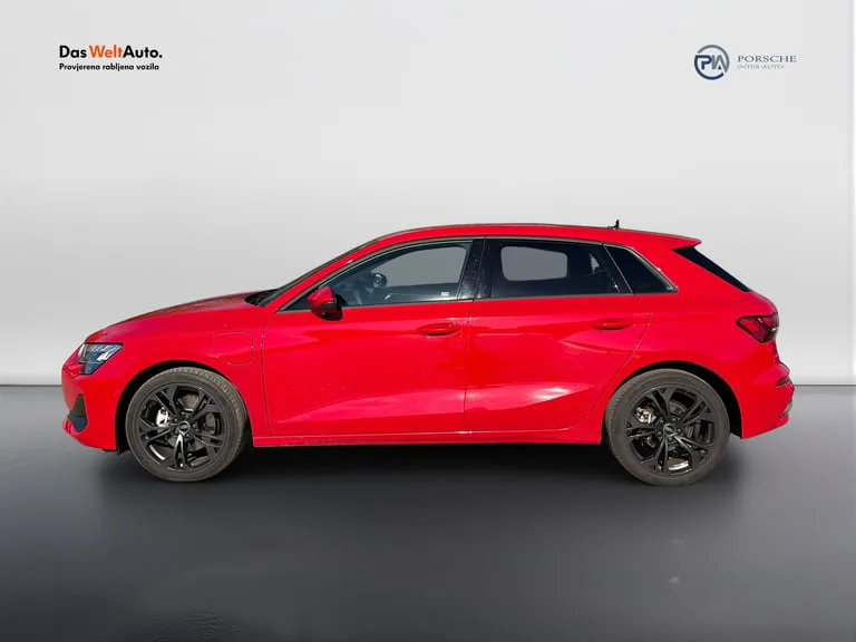 Audi A3 Sportback 2025: fotografija 2