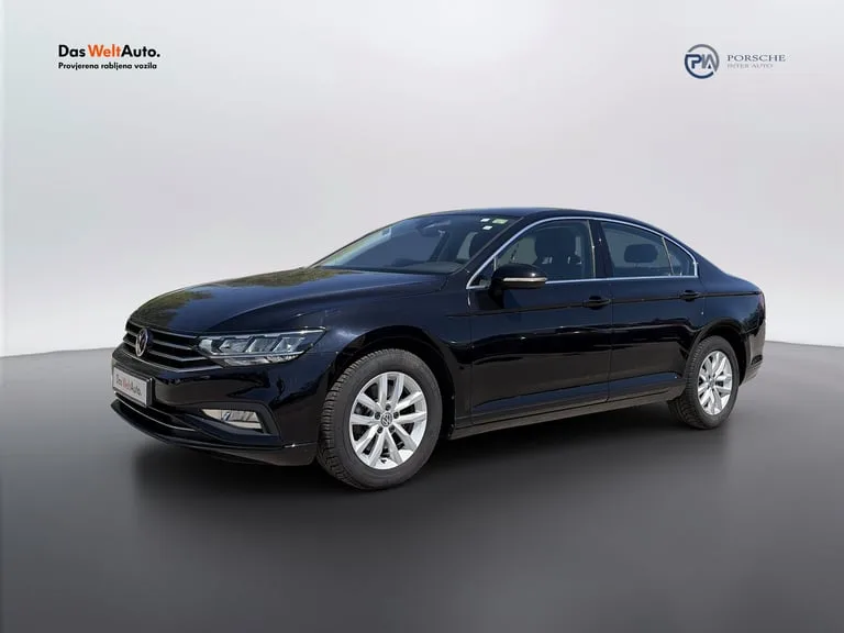Volkswagen Passat B8 2020: fotografija 1