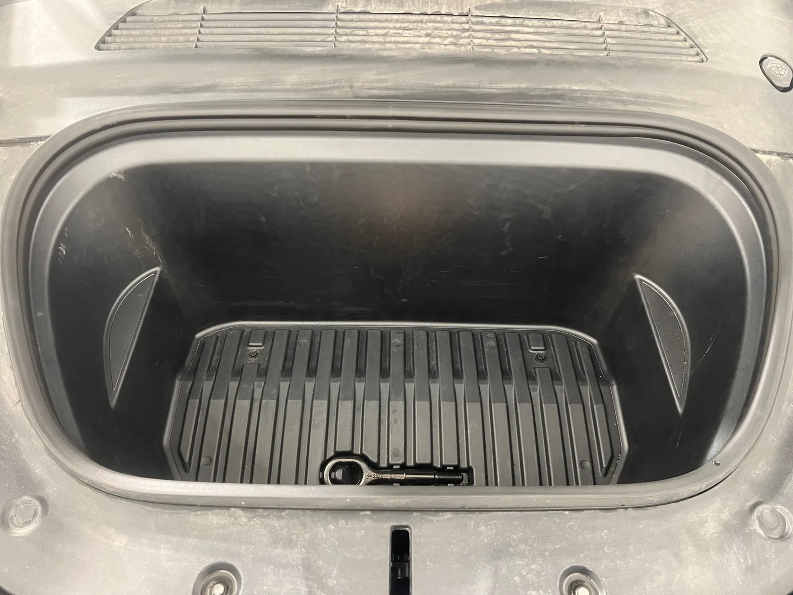 Tesla Model Y 2023 – fotografija 24