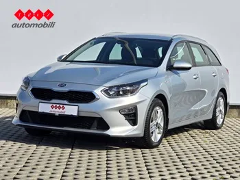 Kia Ceed 2021 – fotografija 1