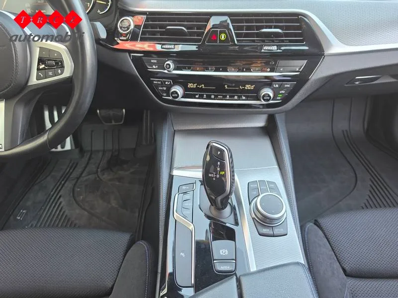 BMW Serija 5 2019 – fotografija 10
