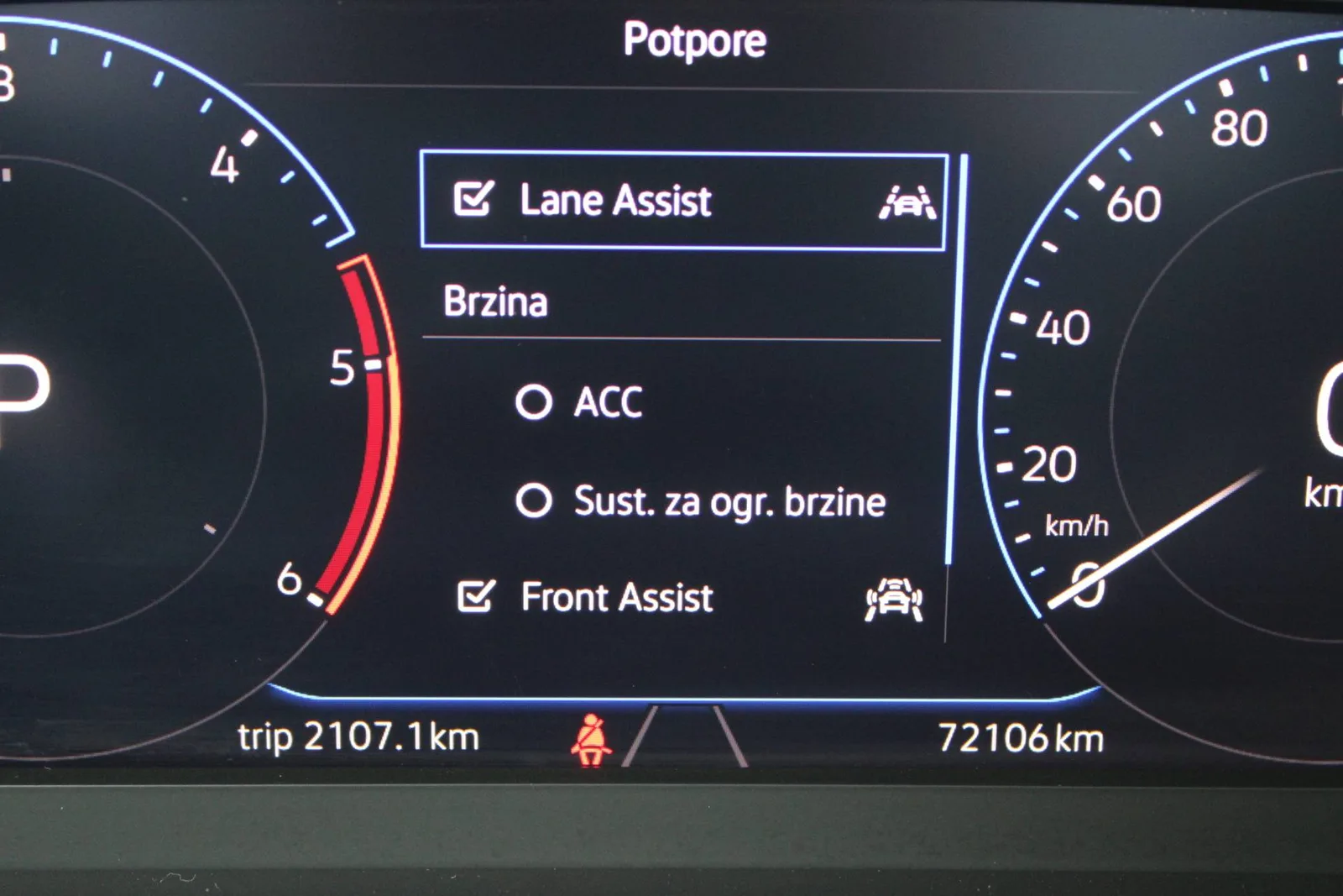 Volkswagen T-roc 2023 – fotografija 23