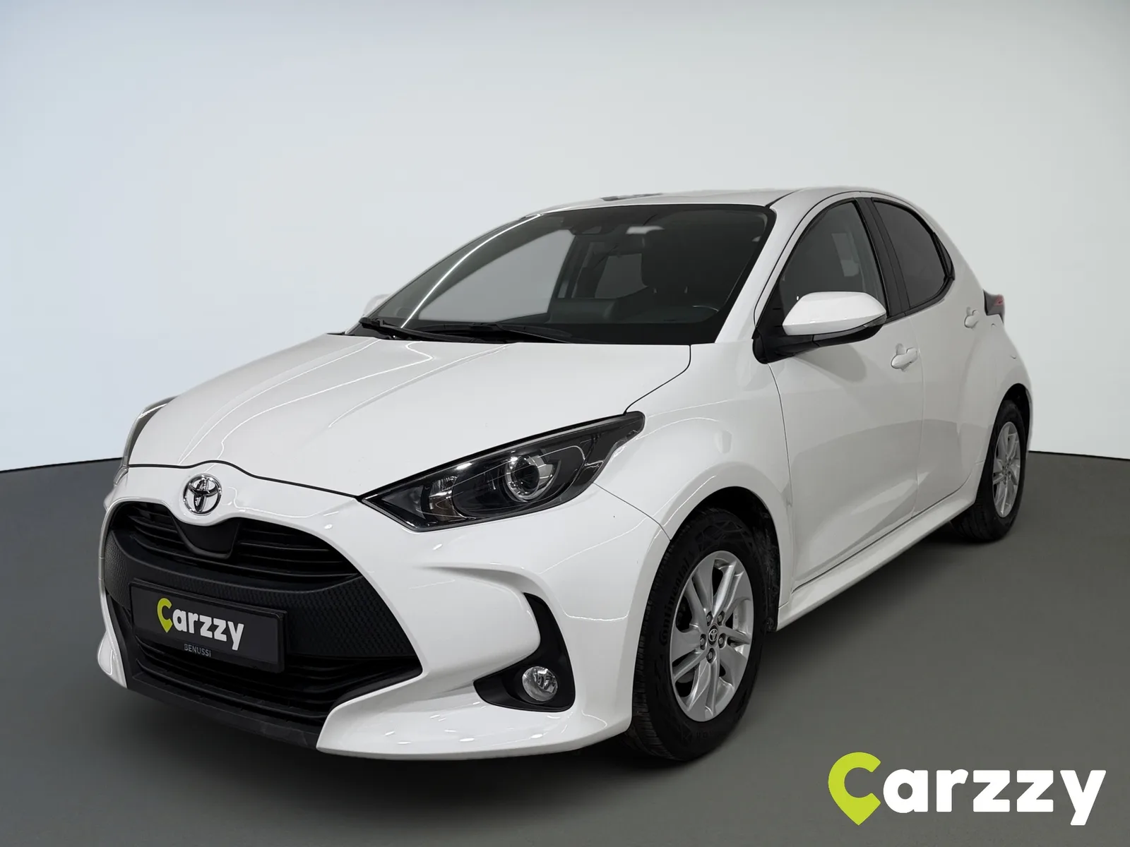 Toyota Yaris 2022 – fotografija 1