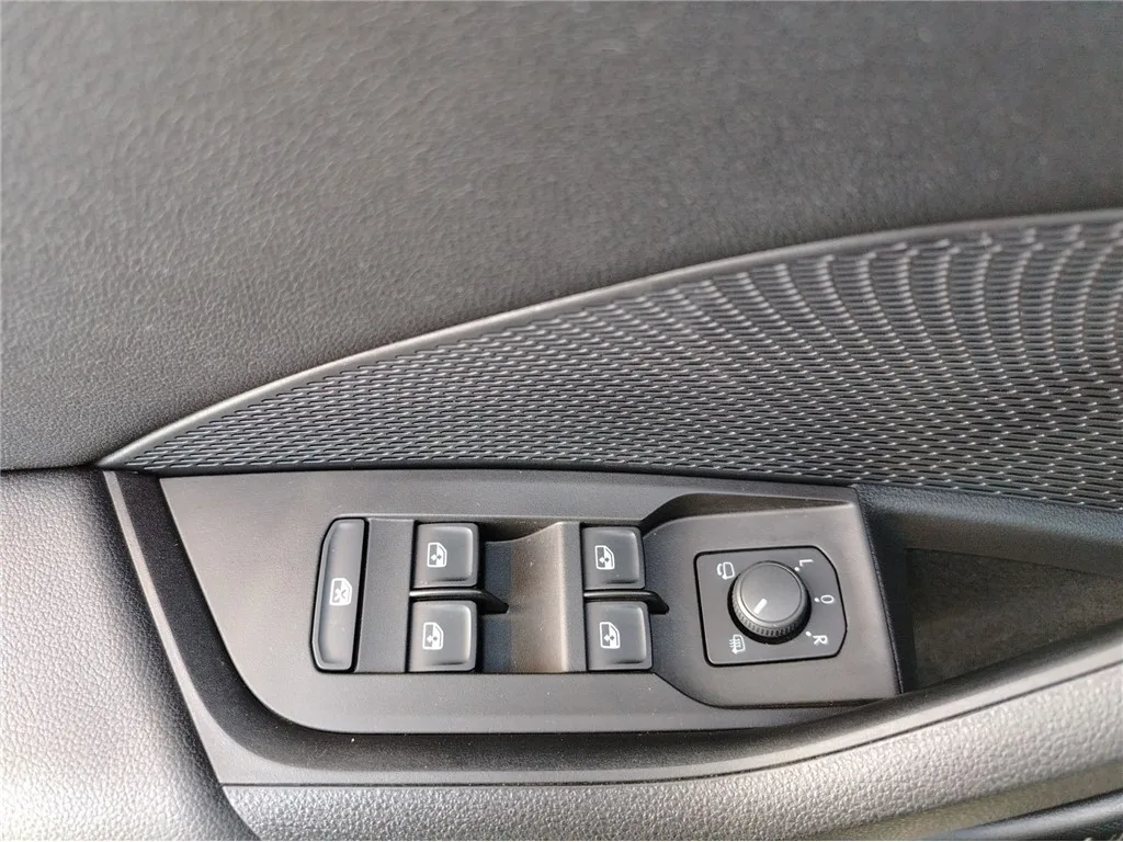 Škoda Octavia 2021 – fotografija 20