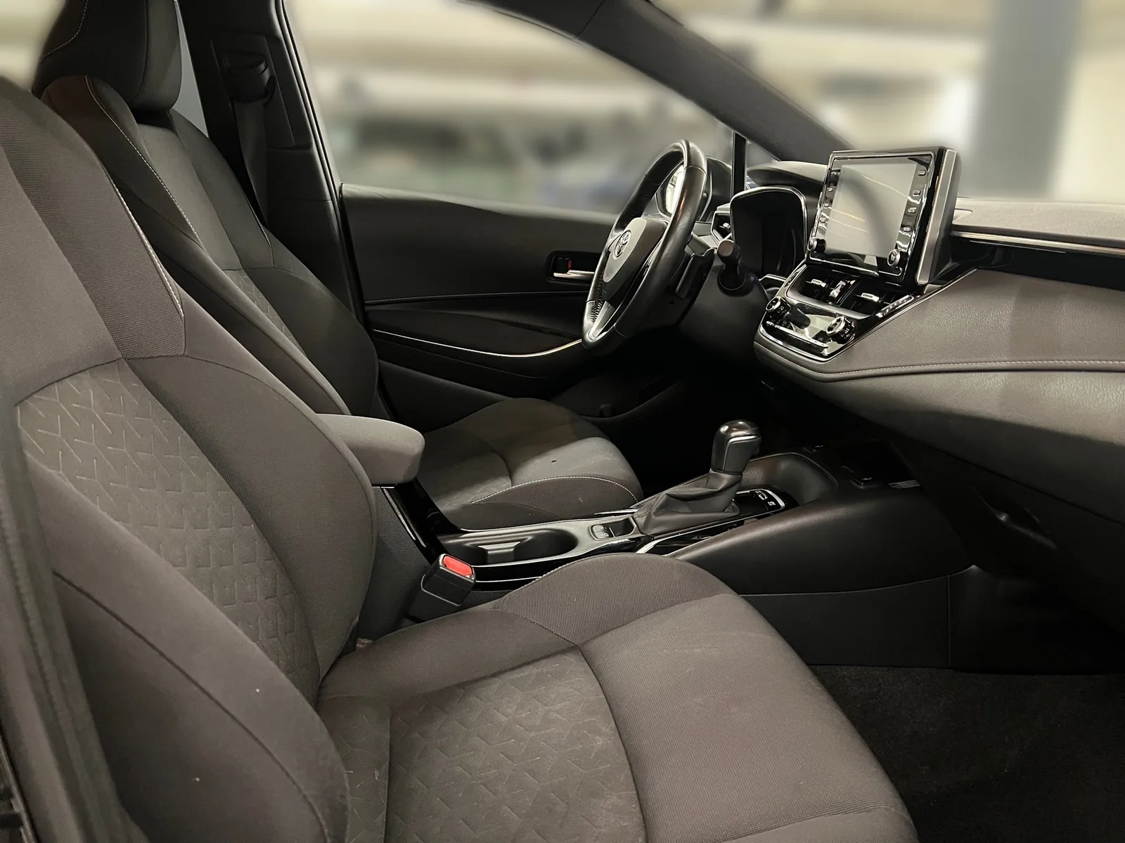 Toyota Corolla 2021: fotografija 22
