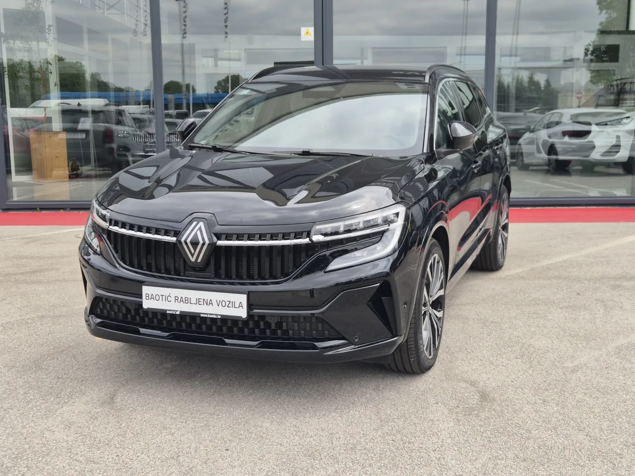 Renault Espace 2025 – fotografija 1