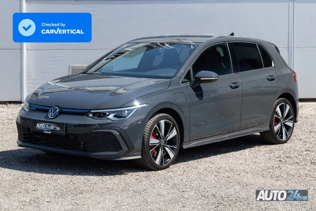 Volkswagen Golf VIII 2021 – fotografija 1