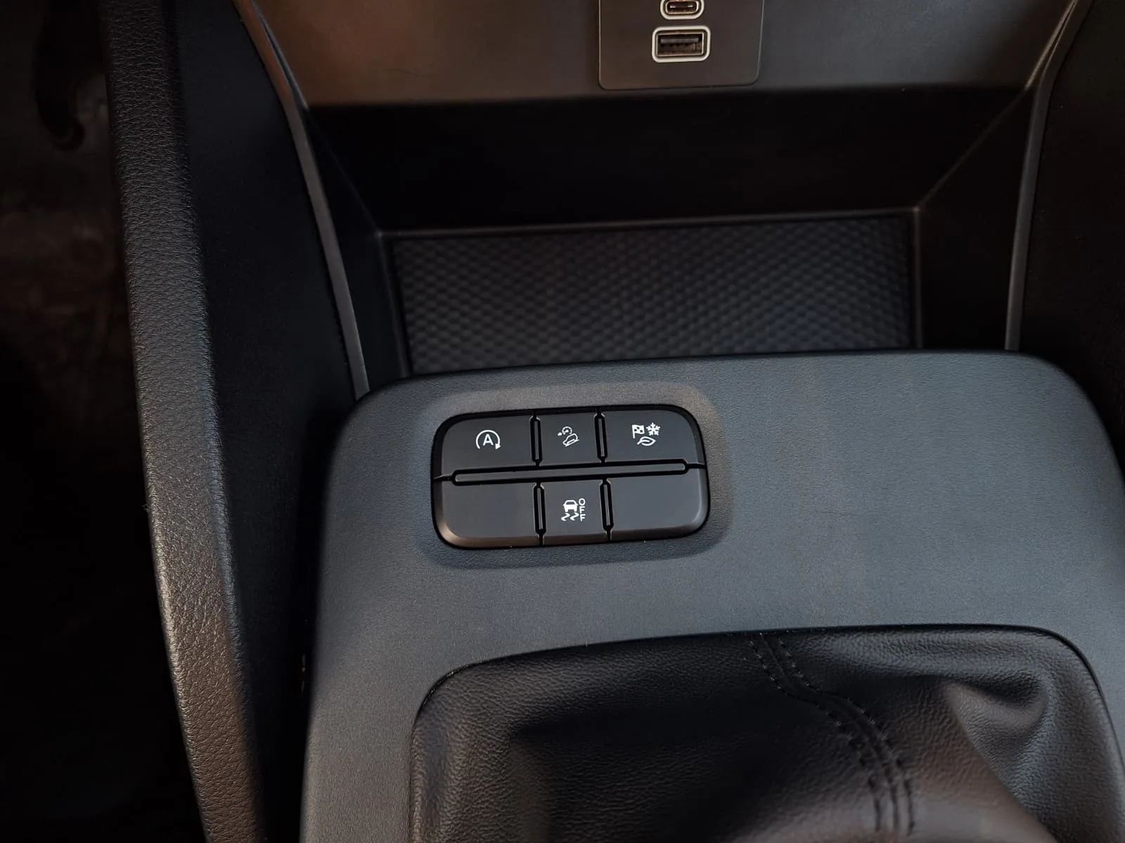 Ford Ranger 2024: fotografija 19
