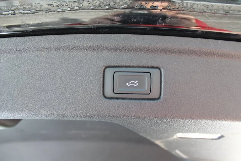 Audi A5 2021: fotografija 16