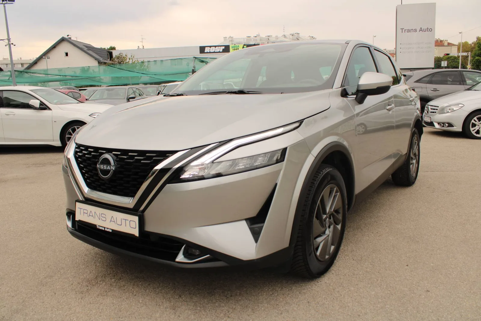 Nissan Qashqai 2023 – fotografija 1