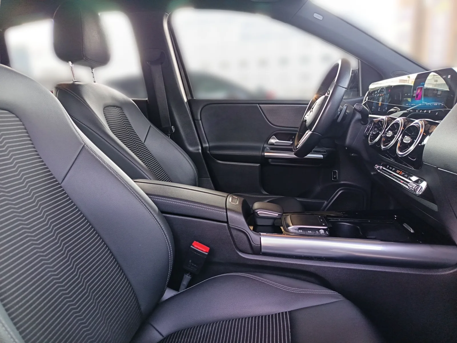 Mercedes-Benz B Klasa 2022 – fotografija 25