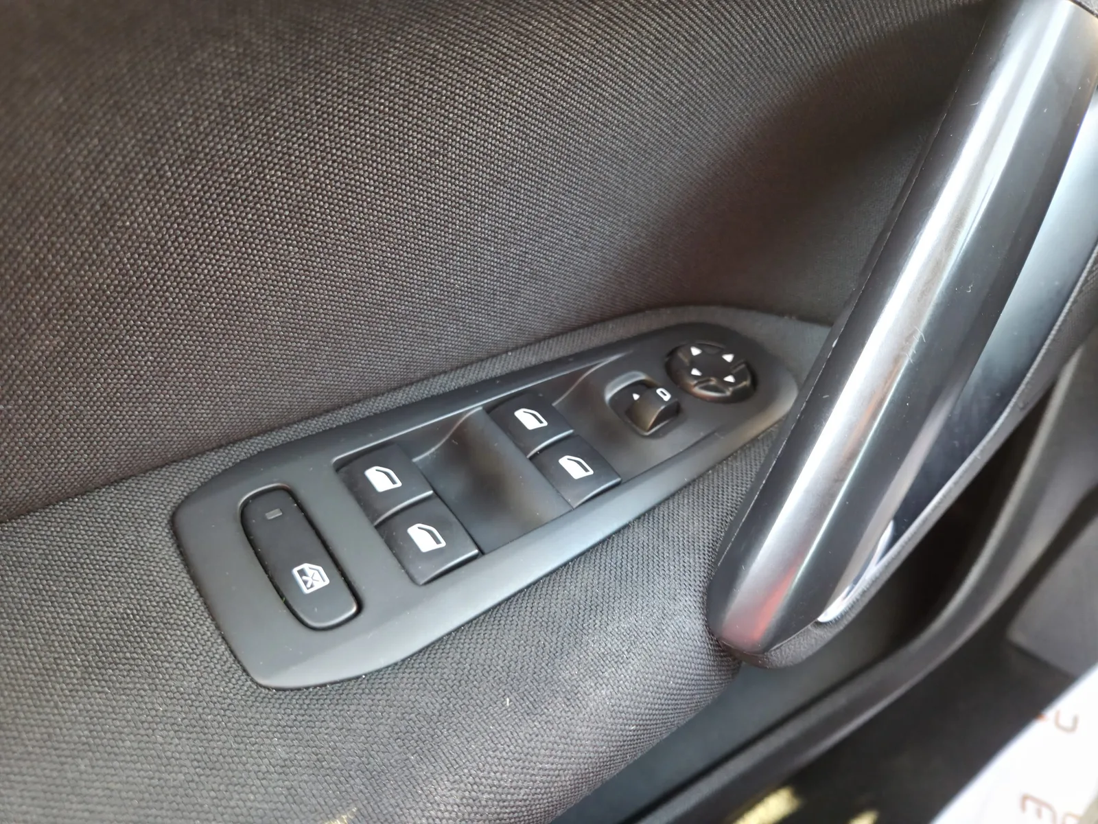 Peugeot 308 1.5 Hdi 2019 – fotografija 16