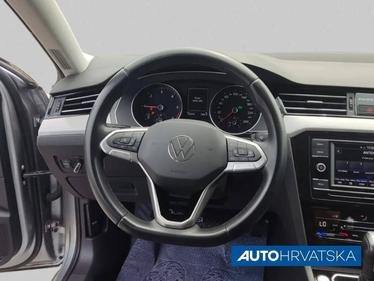 Volkswagen Passat B8 2023 – fotografija 12