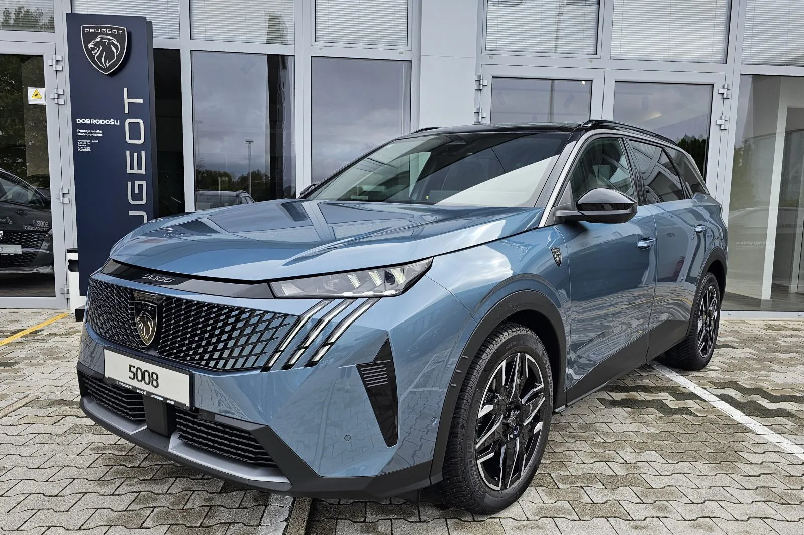 Peugeot 5008