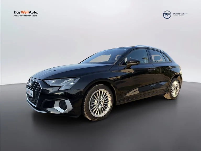 Audi A3 Sportback 2022: fotografija 1
