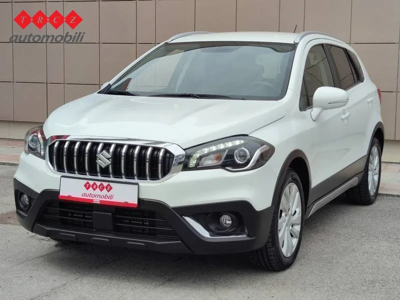 Suzuki Sx4 2017 – fotografija 1