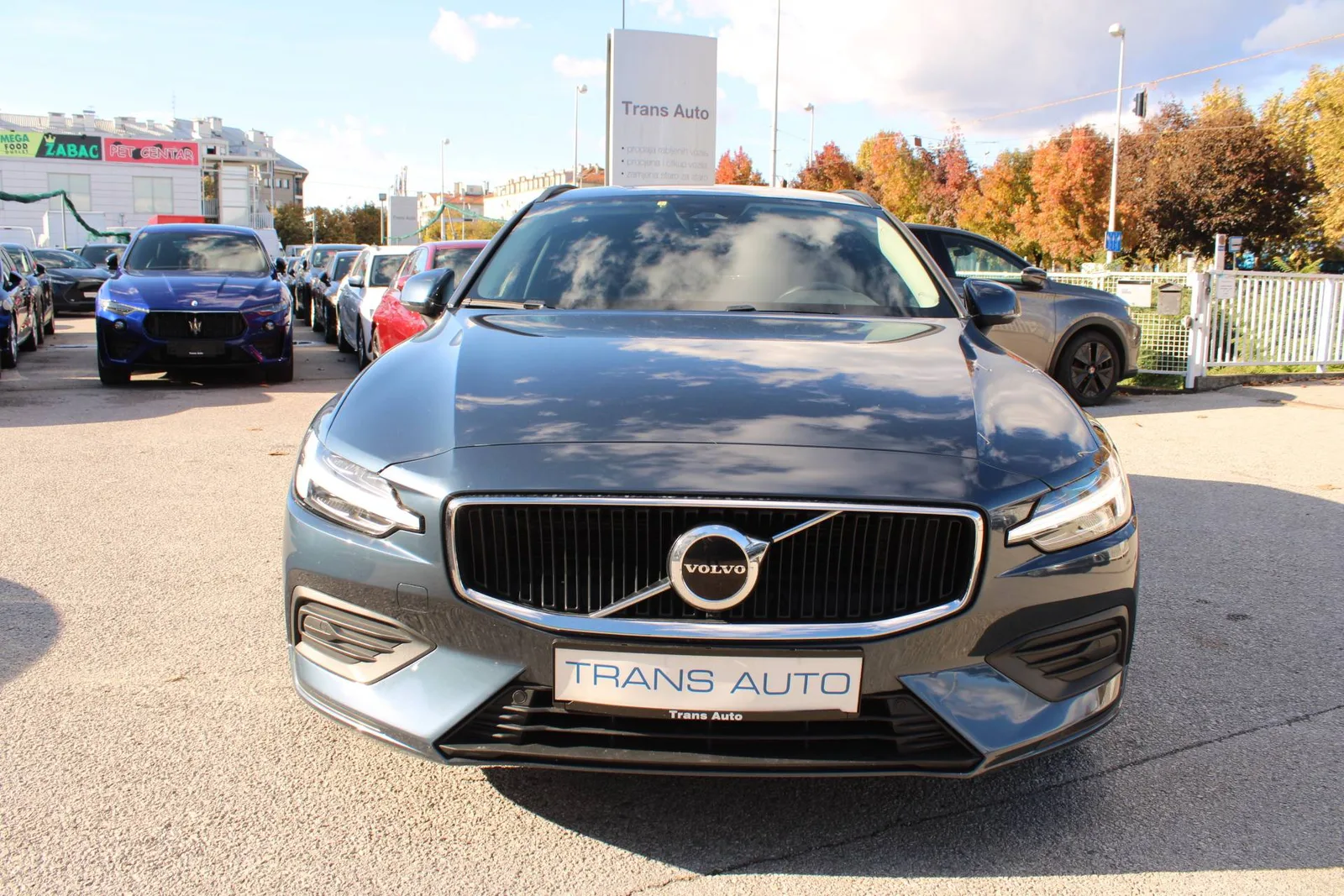 Volvo V60 2023: fotografija 2