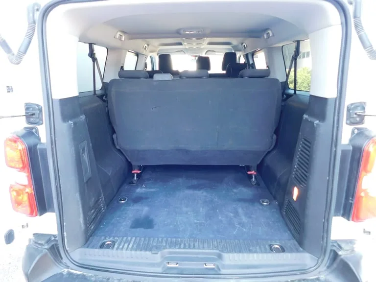 Opel Vivaro 2021: fotografija 12