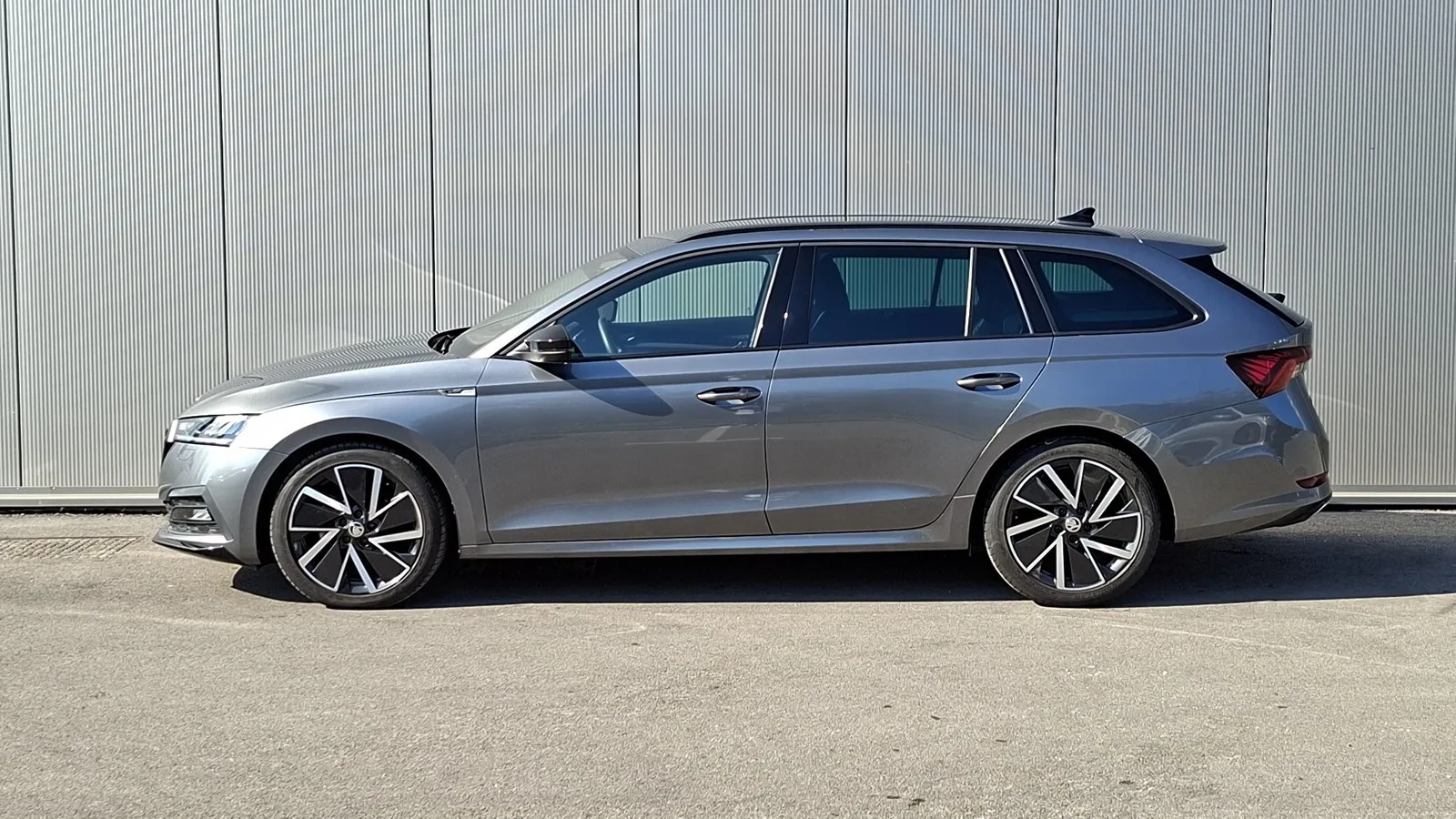 Škoda Octavia 2023: fotografija 2